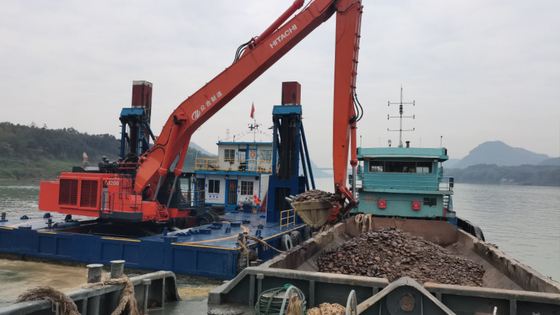 Lengan Boom Panjang 20-47ton 18M 22M Tahan Aus Untuk Ekskavator HITACHI