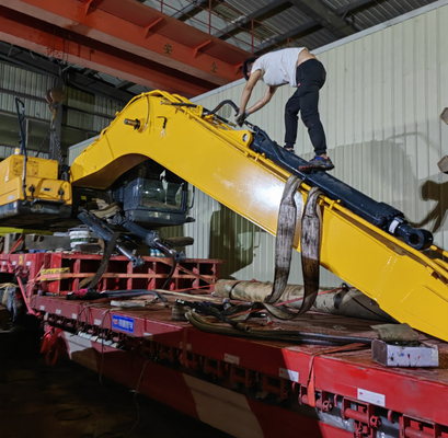 Ekskavator Amfibi Panjang Mencapai 14M, Lengan Boom Panjang CAT320 Menggali Sungai