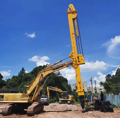 Ekskavator pompa beton boom teleskopik tiga bagian boom jangkauan panjang untuk CAT Hitachi Kobelco