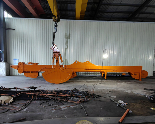 Ekskavator pompa beton boom teleskopik tiga bagian boom jangkauan panjang untuk CAT Hitachi Kobelco