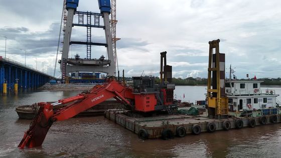 Excavator lengan panjang dengan ember dan silinder untuk  KOBELCO Hitachi