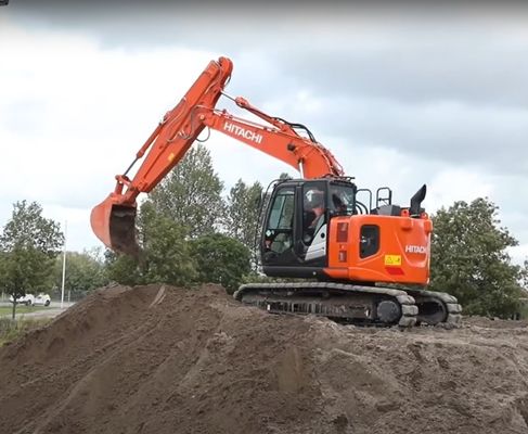 Slide Boom berkualitas tinggi untuk excavator PC220 PC240 PC270 untuk Bagian Mesin Konstruksi