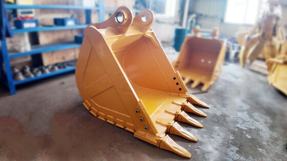 Heavy Duty Q355B NM400 Reinforced Excavator Rock Bucket with Tiger Teeth for Mining